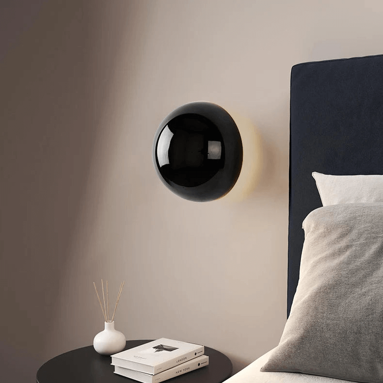Minimalistische Bauhaus-Wandleuchte