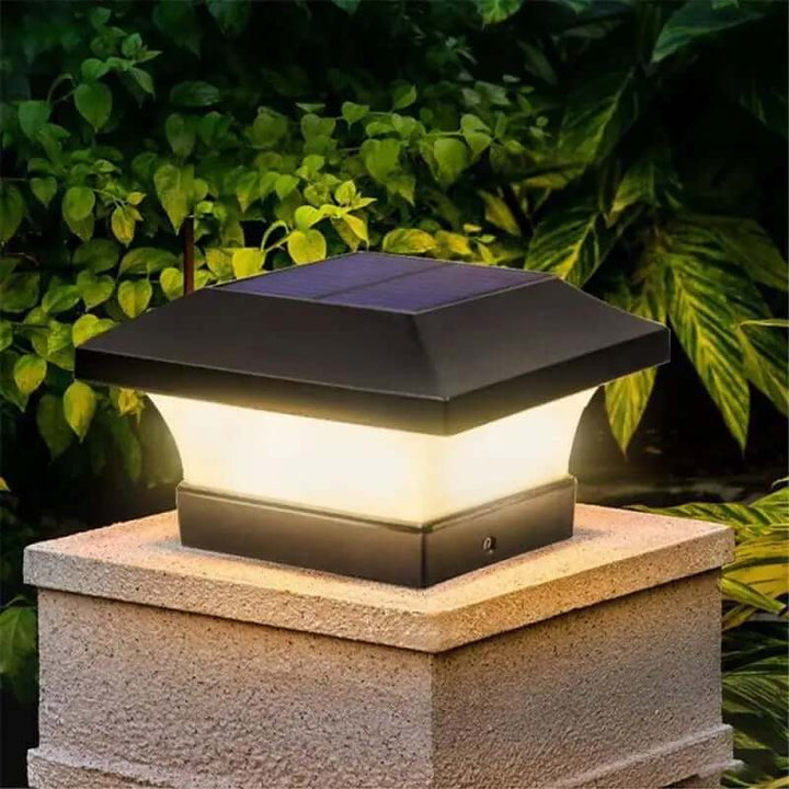 Solarbetriebene LED-Säulenleuchte Außen