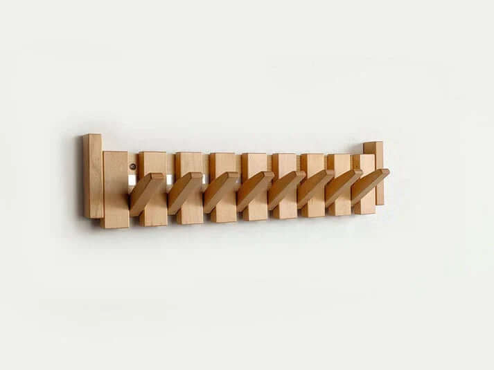Klavier-Garderobe aus Holz