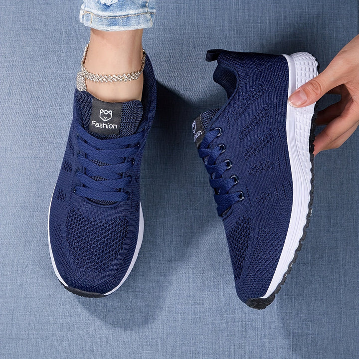 "Atmungsaktive Damen Sneaker in elegantem Design, Mesh-Obermaterial, sportlich, vielseitig, sicherer Komfort."