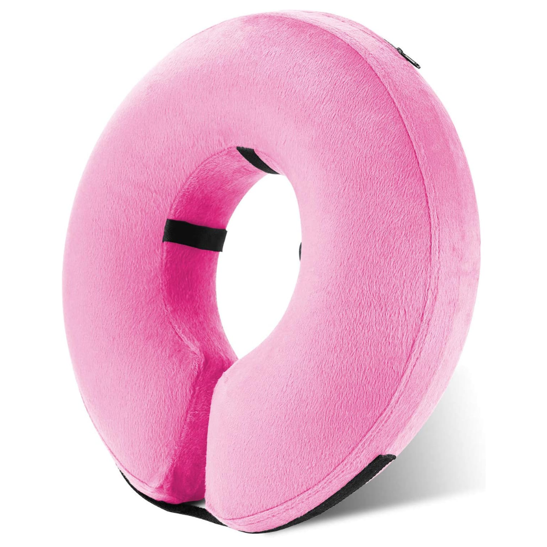 Aufblasbarer, blauer Hundekragen in Donut-Form für maximalem Komfort und Schutz nach Operationen.