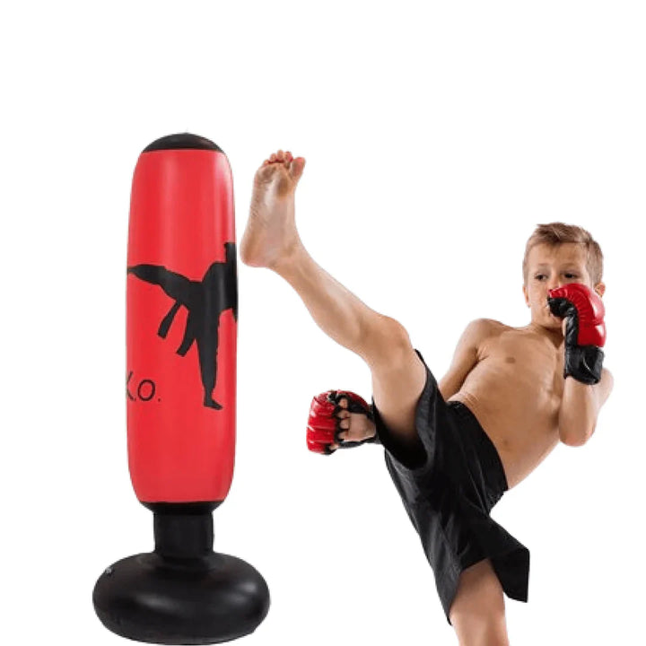 "Aufblasbarer PowerStrike Boxsack aus robustem PVC, freistehend, ideal zum Fitness- und Stressabbau daheim."