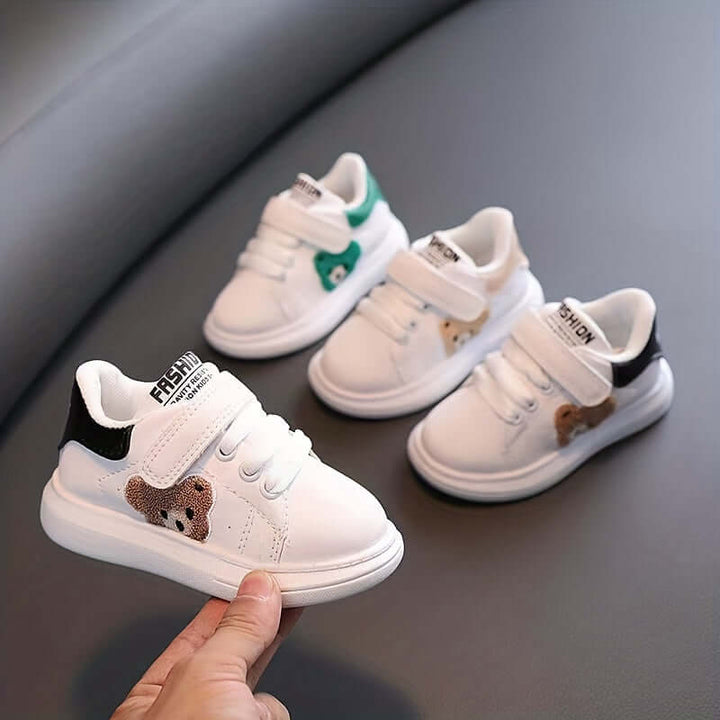Robuste Kleinkind-Sneaker mit Klettverschluss