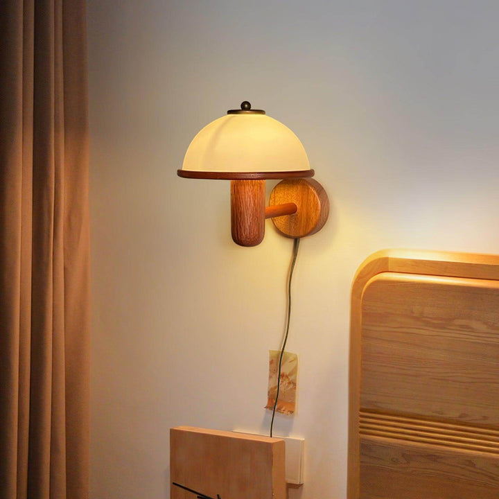 Pilz Design Wandleuchte Holz Modern