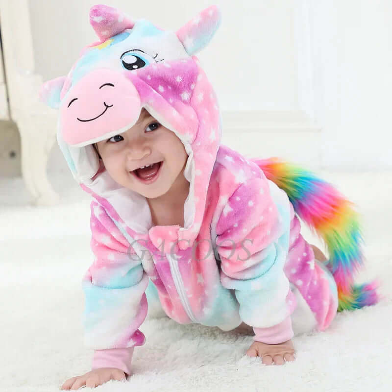 Barboteuse pour bébé avec des animaux mignons - douillette et chaude
