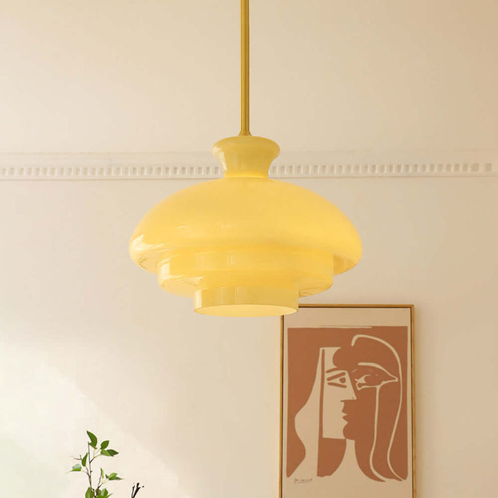 Cremegelbe Bauhaus Pendelleuchte Glas