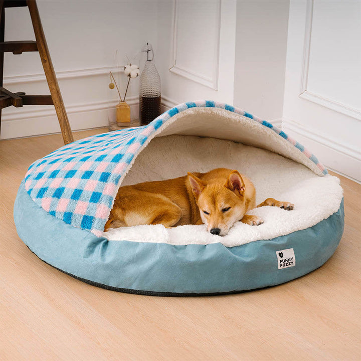 "Baldachin Hundebett mit ultraweichem Plüsch, blau-rosa kariert, luxuriös und sicher für Haustiere"