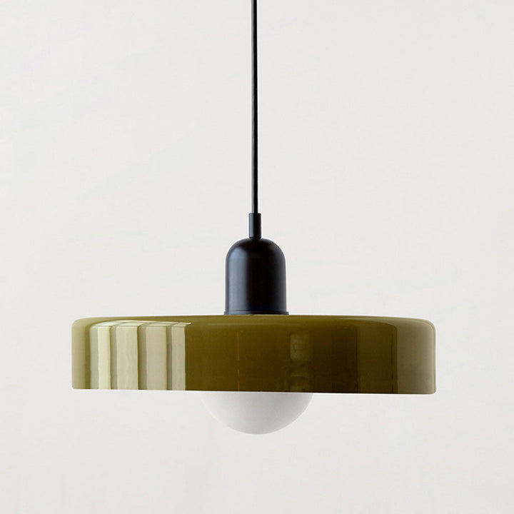 "Bauhaus-Stil Pendelleuchte aus Buntglas, LED-kompatibel, elegante Farben, moderne Deckenleuchte, warmes Lichtambiente."