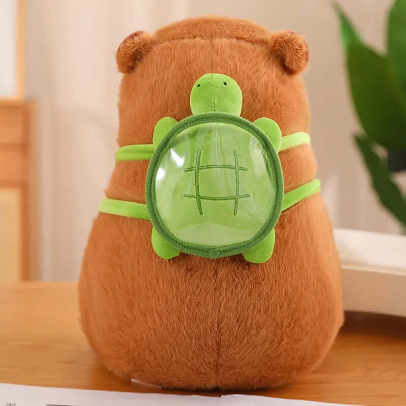 Peluche Capybara câline avec sac à dos