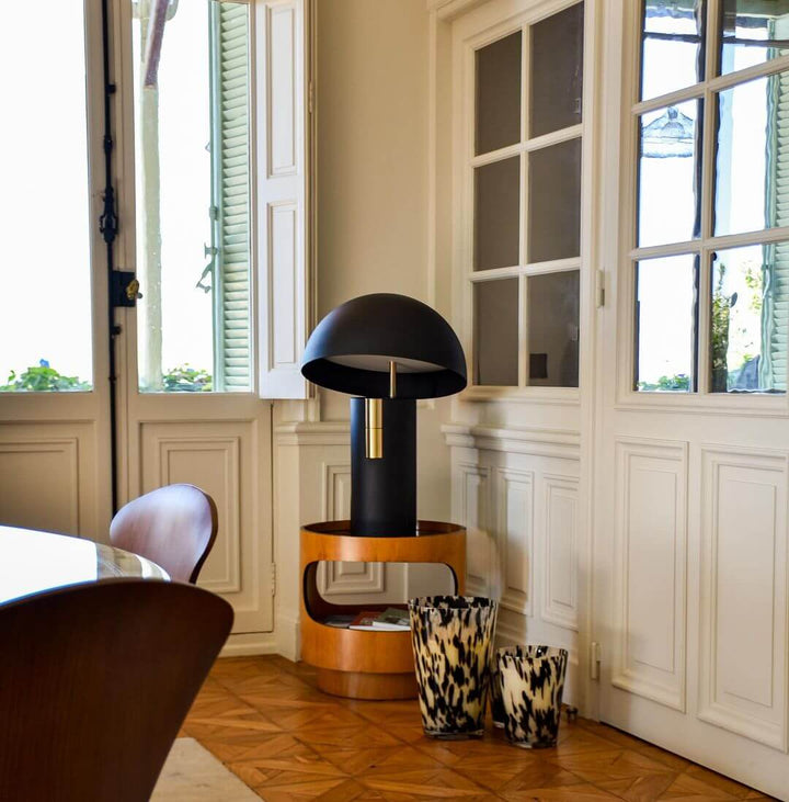 Lampe de table au design moderne avec cylindres rotatifs