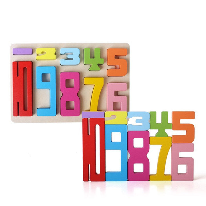 Bunte pädagogische Matheblöcke für Kinder, die das Lernen mit Farben und Formen spielerisch fördern.