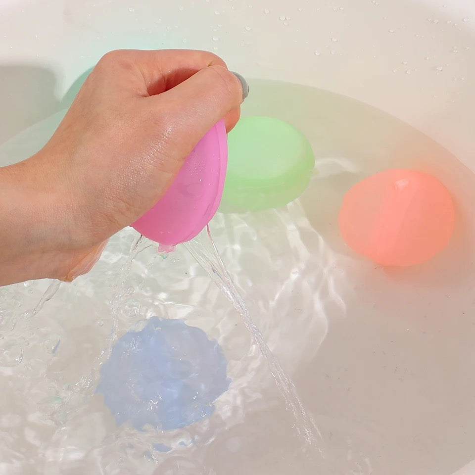 Bunte, wiederverwendbare Wasserbomben für Kinder, umweltfreundlich, robust, ideal für Sommer, leicht zu befüllen.