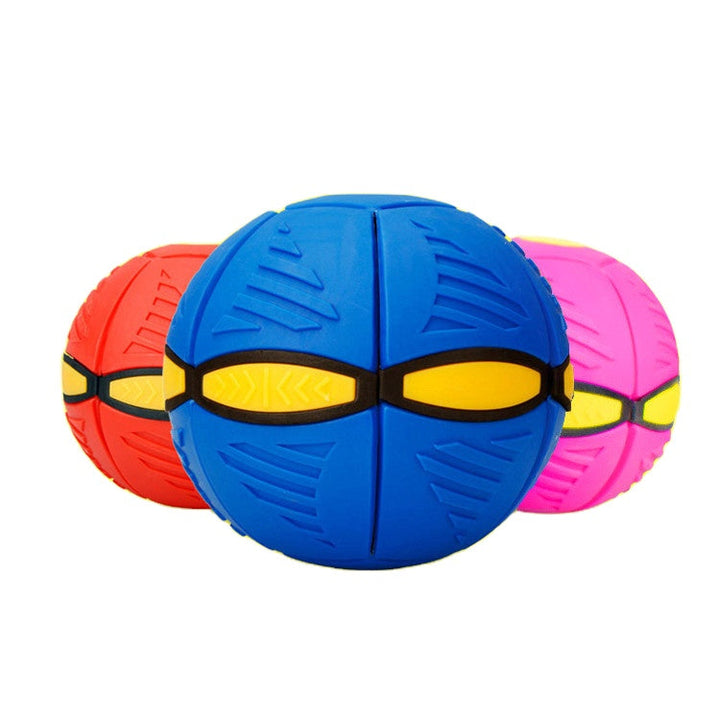 "Bunter Verwandlungsball für Kinder, der sich von einer flachen Scheibe in einen Ball verwandelt, ideal für Outdoorspaß."