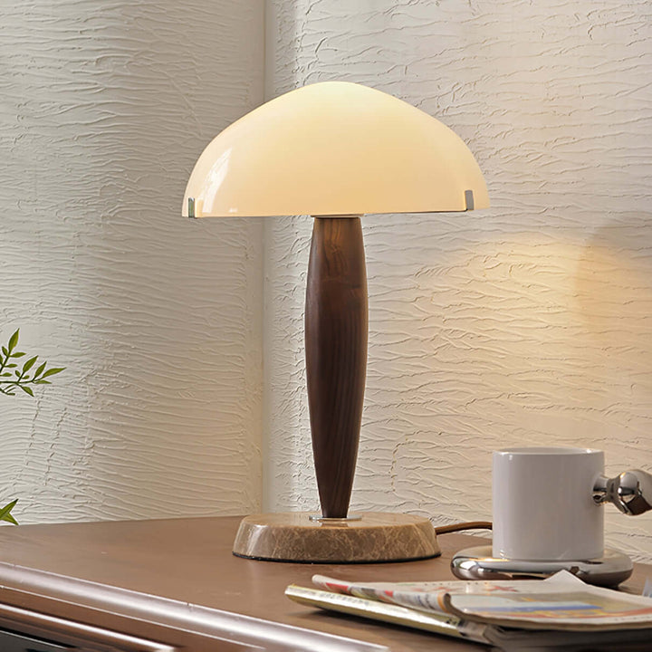 Lampe de table design avec base en noyer