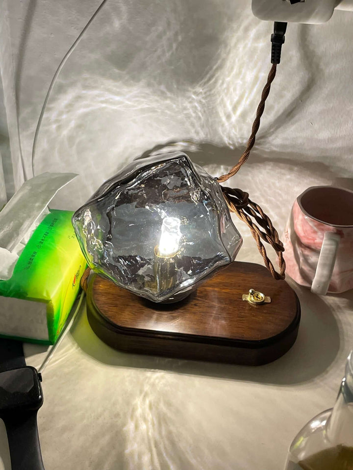 Lampe de table en verre Ice Stone Design
