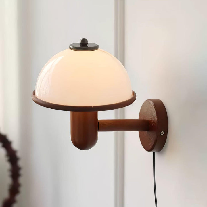 Pilz Design Wandleuchte Holz Modern