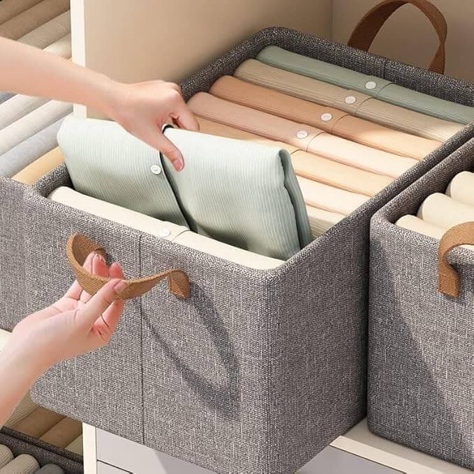 Boîte de rangement pliable avec poignées