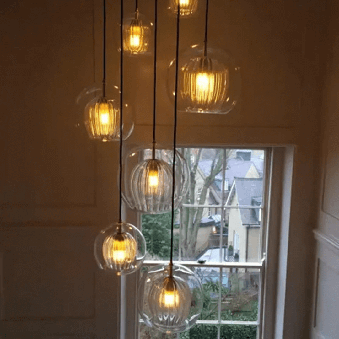 Moderne LED Pendelleuchte Glaskugel - Höhenverstellbar