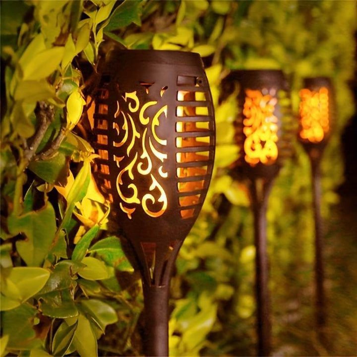 Solar Gartenfackel mit Flammeneffekt