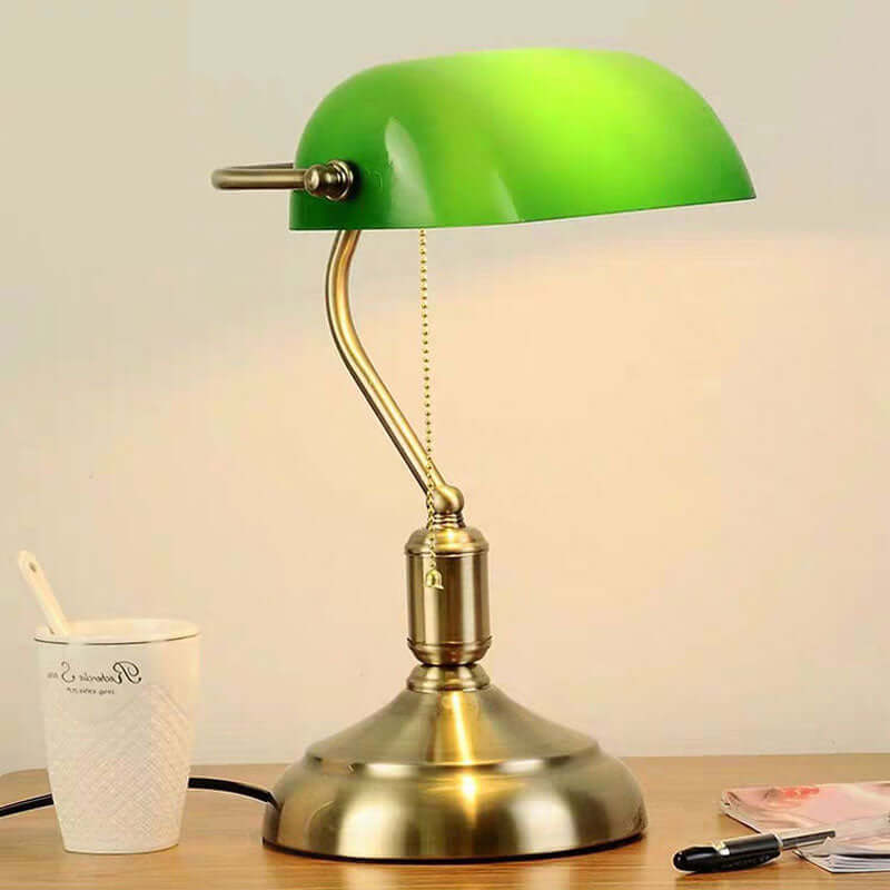 Elegante Glas-Tischlampe im europäischen Stil