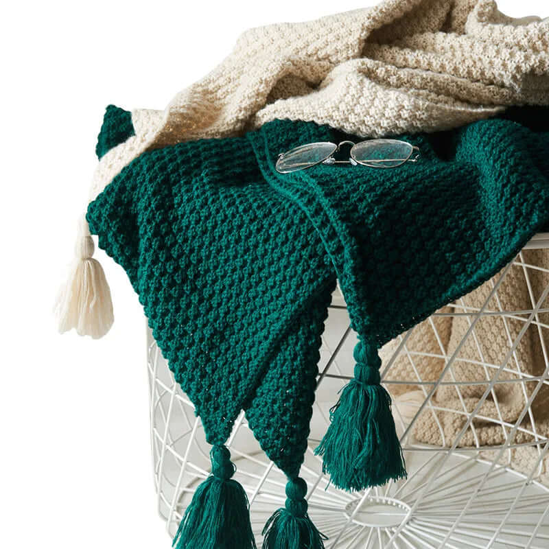 Kuschelige Wolldecke mit Quasten - Warm & Gemütlich