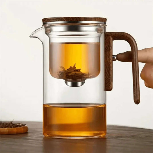 Théière en verre avec manche en bois - Un plaisir de thé élégant
