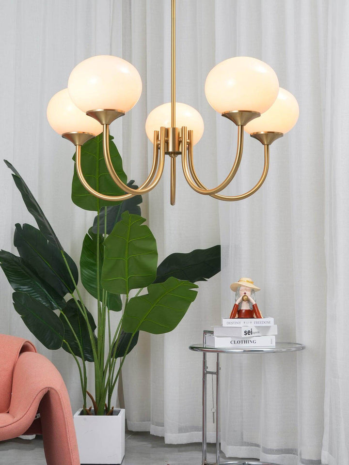Moderner Kronleuchter mit Rosa Glasschirmen