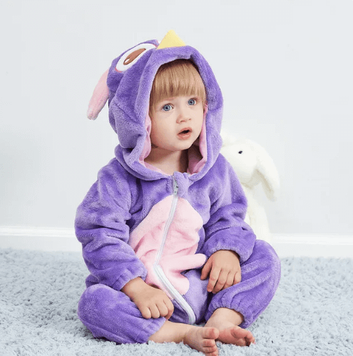 Barboteuse pour bébé avec des animaux mignons - douillette et chaude
