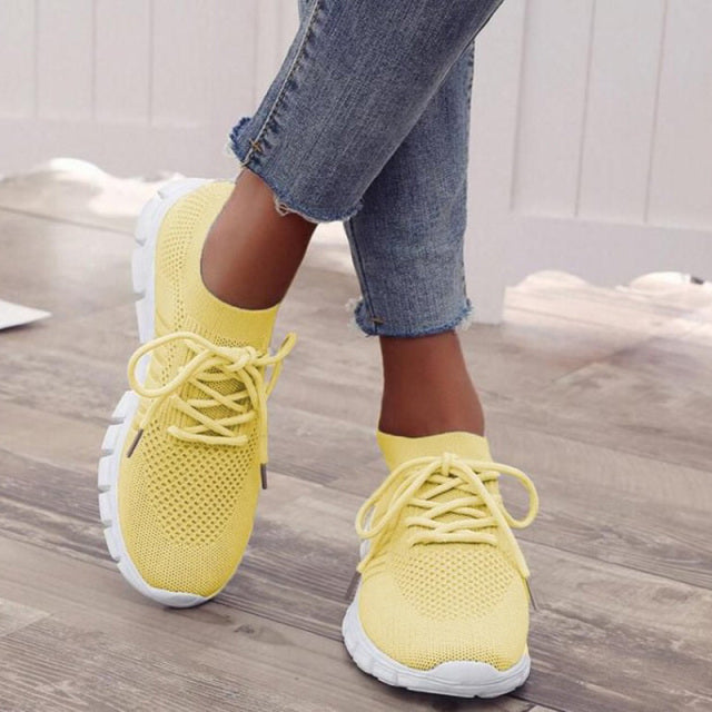 "Damen orthopädische Sneakers in Grau, ergonomisch designt, Kunstleder, vielseitig kombinierbar, perfekter Tragekomfort"