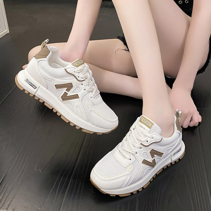 "Damen Sneaker, sportlich, atmungsaktiv, graues Mesh, griffige Laufsohle; ideal für Alltag & Sport; bequem & leicht."