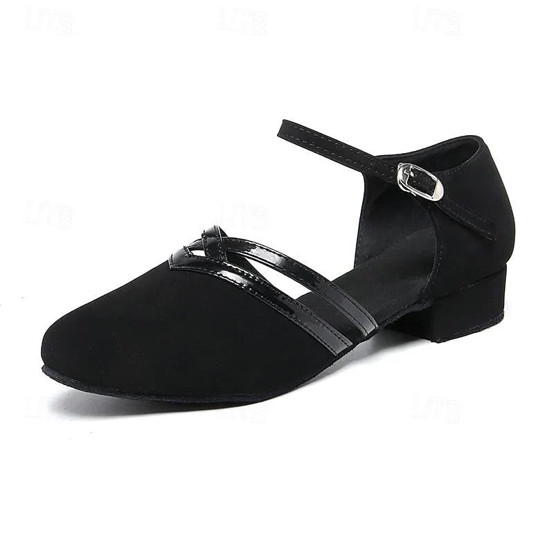 Damen-Tanzschuhe, modern und elegant, aus hochwertigen Materialien, bieten stilvollen Komfort und Bewegungsfreiheit beim Tanz