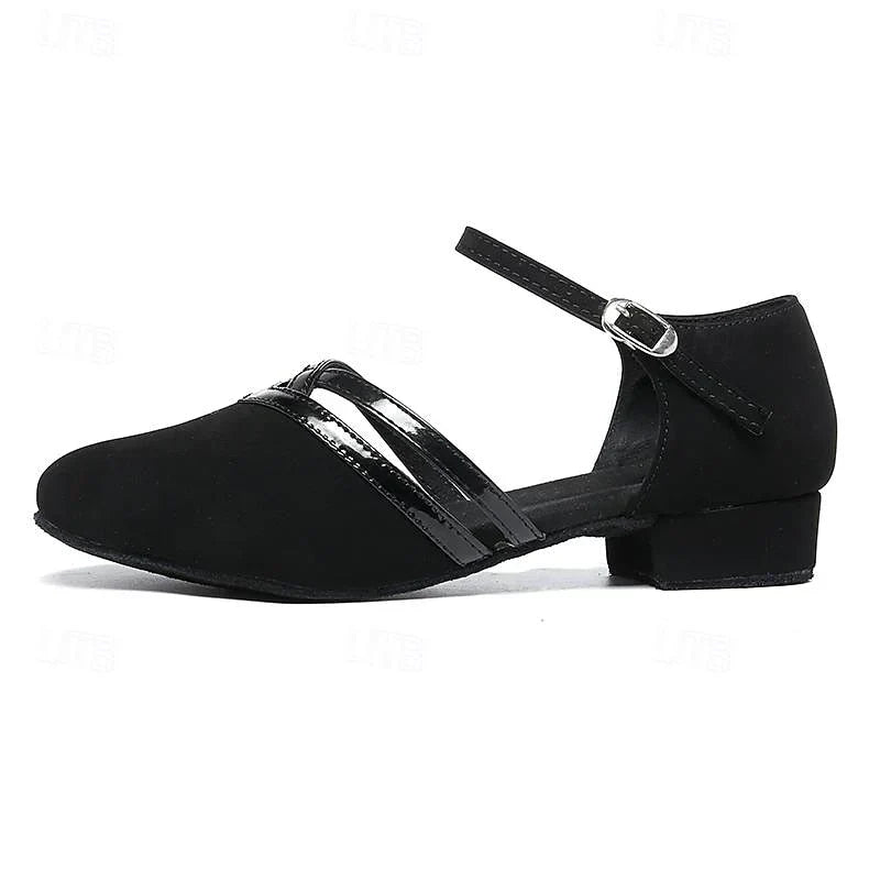 Damen-Tanzschuhe, modern und elegant, aus hochwertigen Materialien, bieten stilvollen Komfort und Bewegungsfreiheit beim Tanz