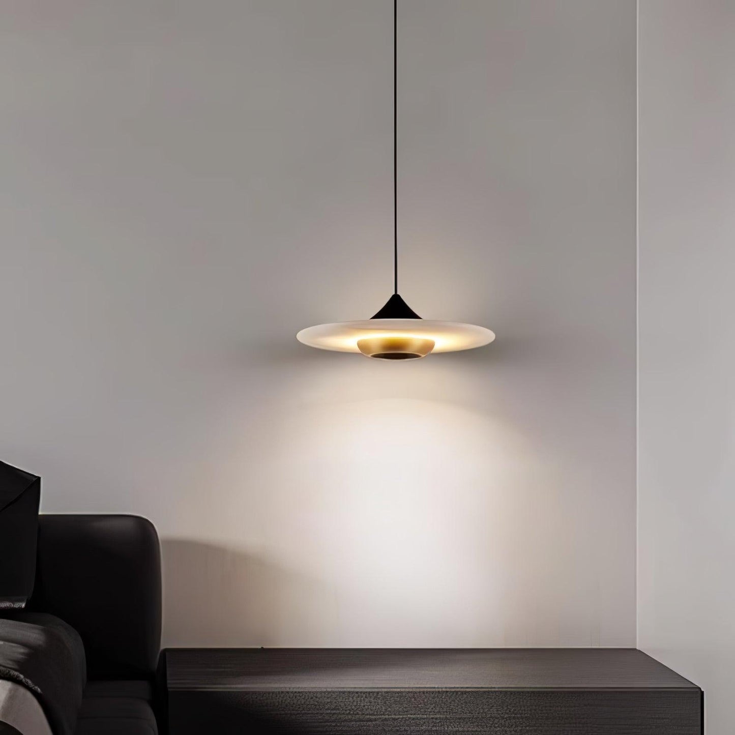 Marmor Pendelleuchte Fliegende Untertasse
