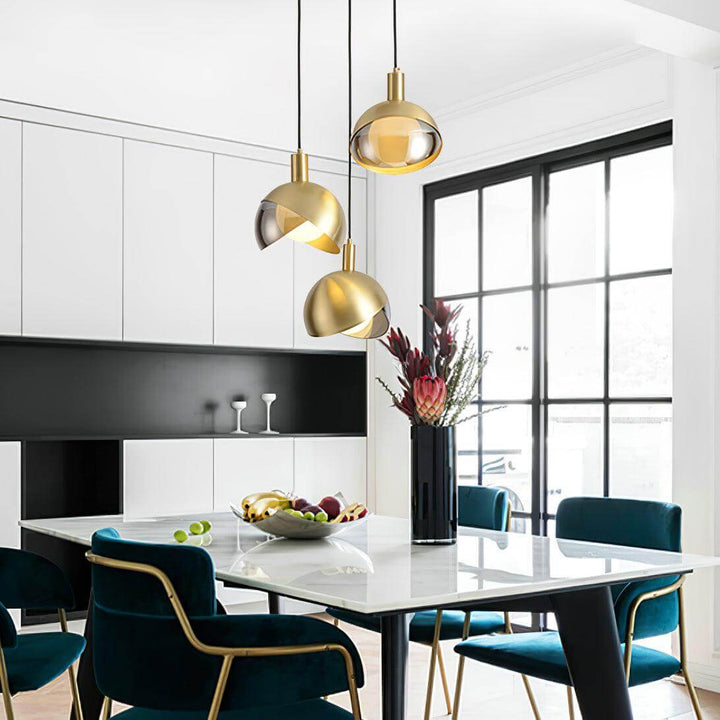Elegante Pendelleuchte - Glas Metall Design
