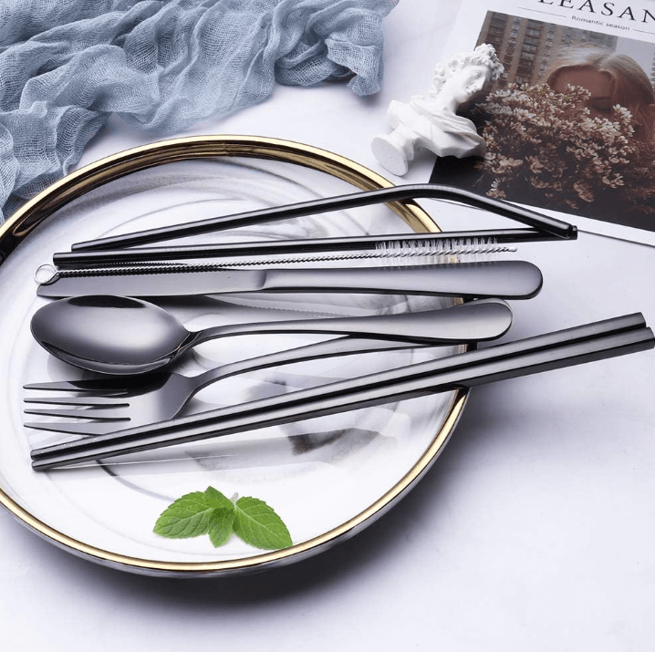 Ensemble de couverts compacts en acier inoxydable - Durable et élégant
