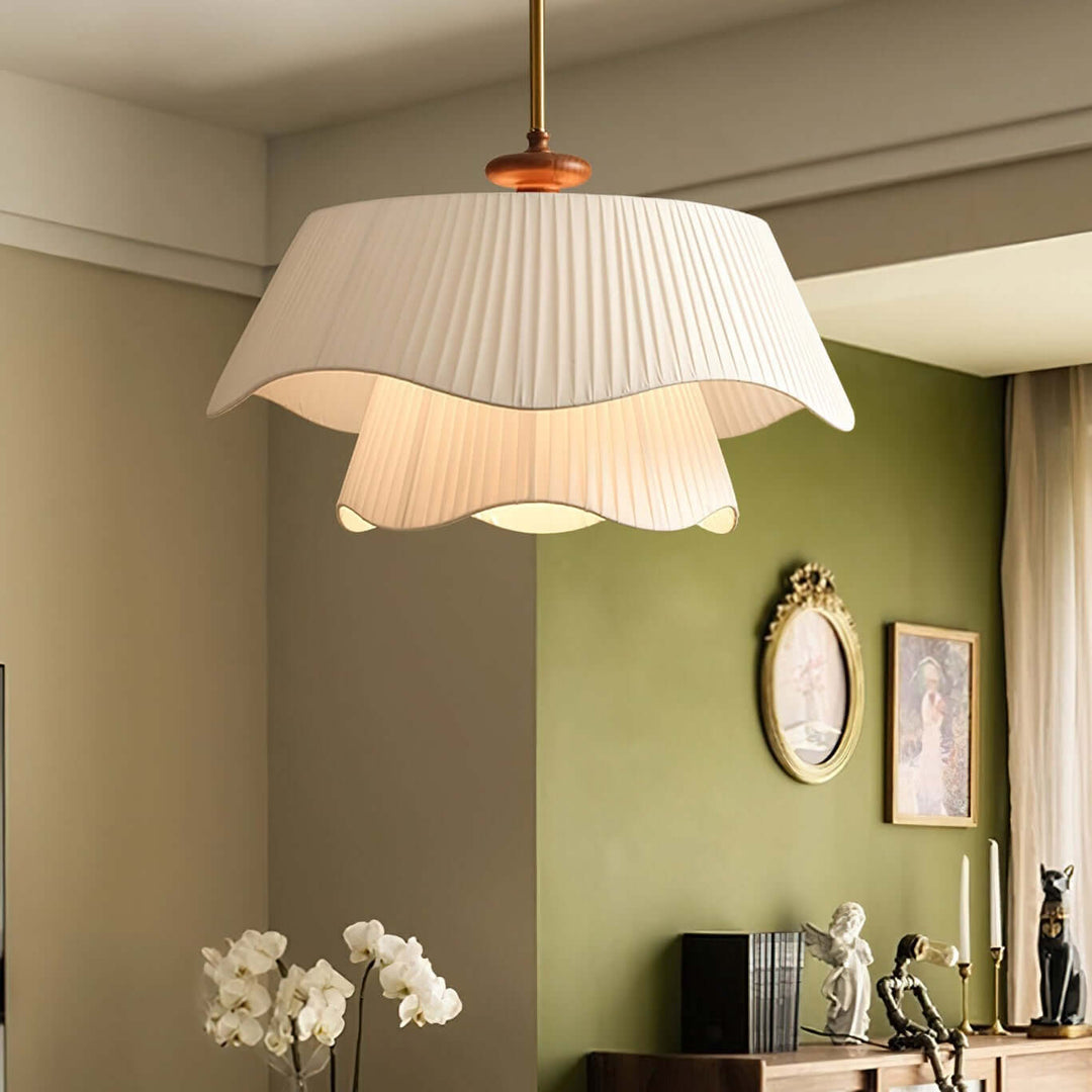 Moderne Pendelleuchte mit Metallakzente