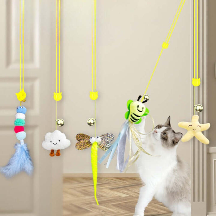 Jouet interactif suspendu pour chat