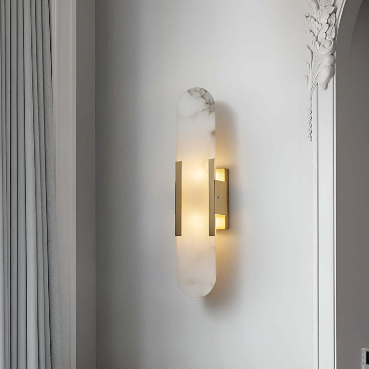 Langgestreckte Alabaster-Wandleuchte