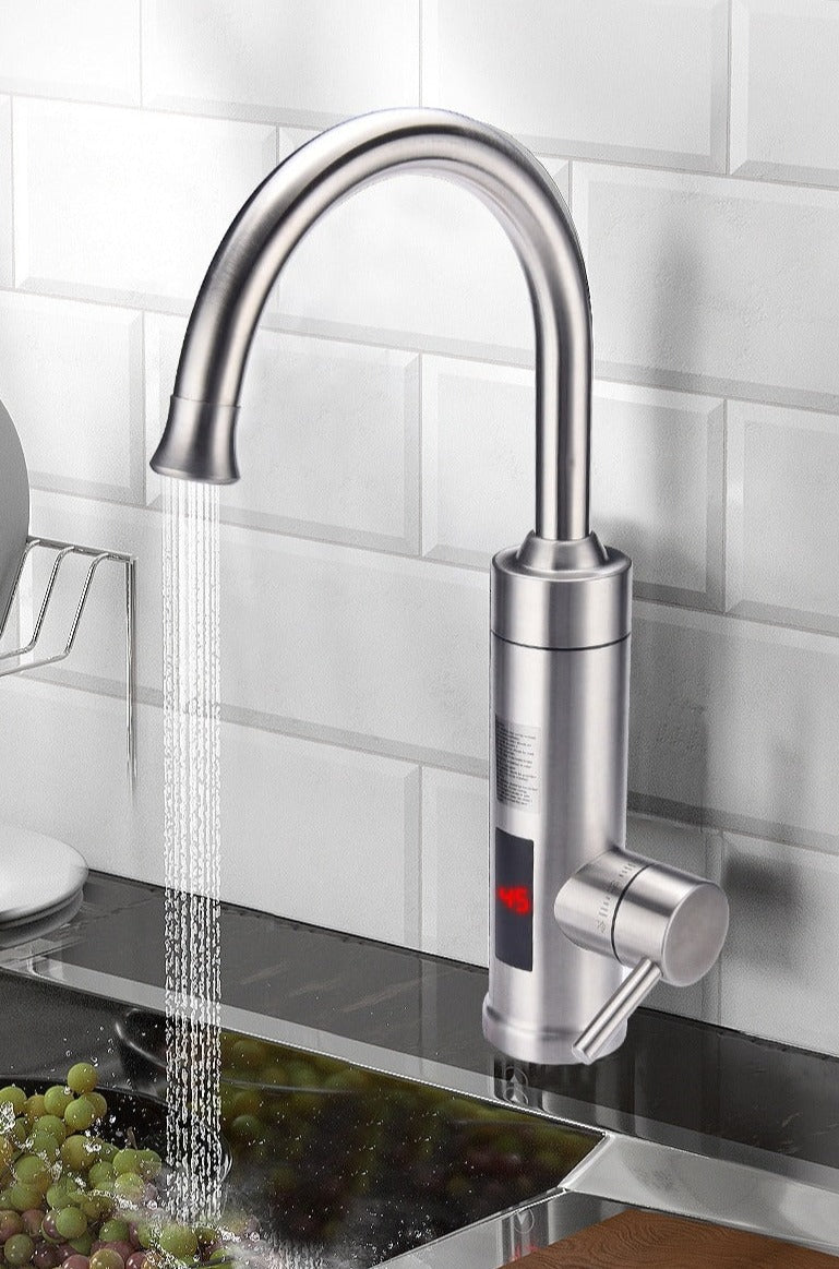 "Elegante elektrische Küchenarmatur mit Touch- und Bewegungssensor, stilvolles Design auf Edelstahl gefertigt."