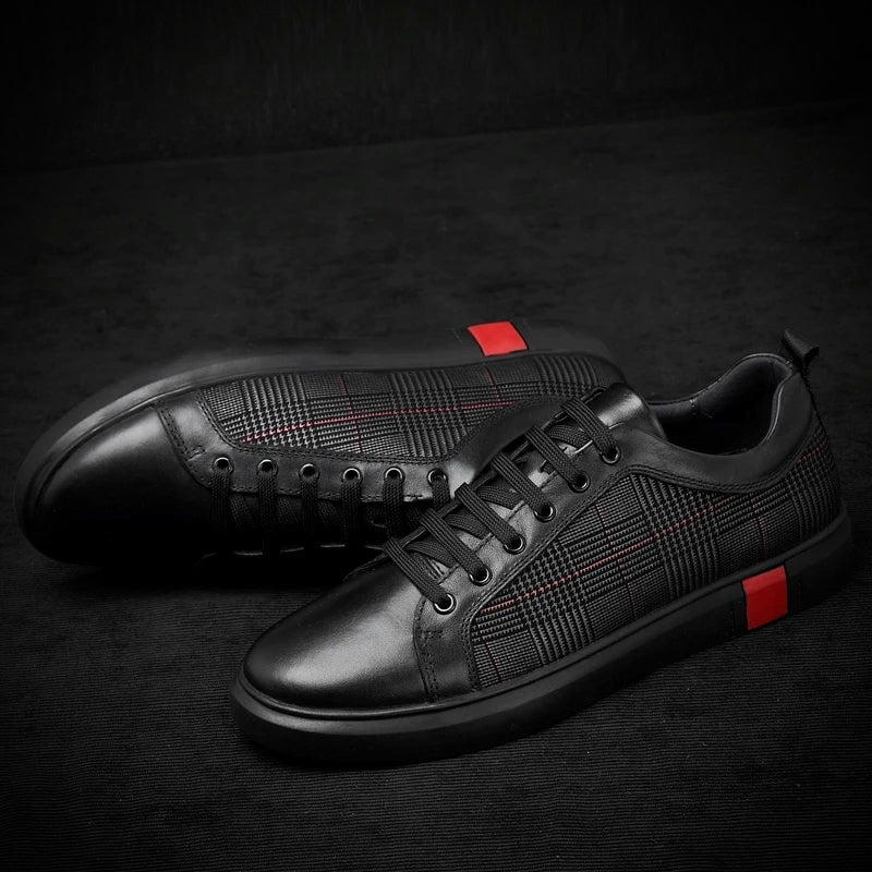 Elegante Herren Ledersneakers, handgefertigt in Italien, aus weichem Kalbsleder mit rutschfester Gummisohle und zeitlosem Des
