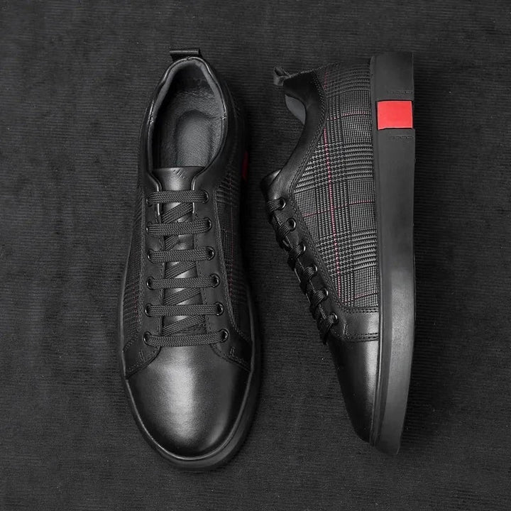 Elegante Herren Ledersneakers, handgefertigt in Italien, aus weichem Kalbsleder mit rutschfester Gummisohle und zeitlosem Des