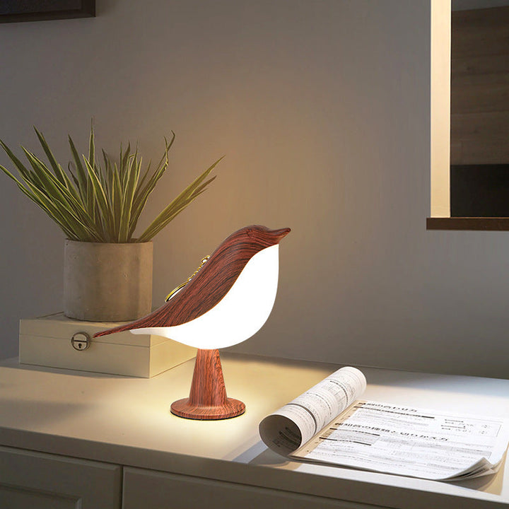 "Elegante LED Vogel Lampe, weiß, kabellos, dreistufig, modernes Design, perfekte Beleuchtung für Wohnräume"