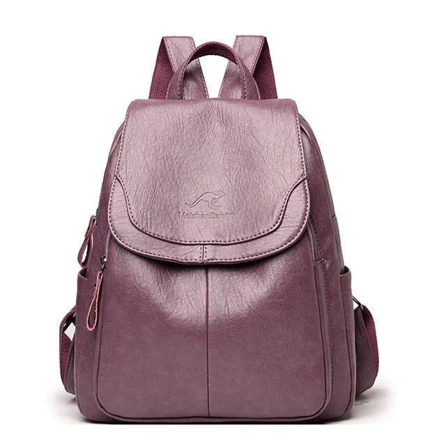 Eleganter Damenrucksack in Beige mit verstellbaren Trägern und Sicherheitsmerkmalen, ideal für Alltag und Reisen.