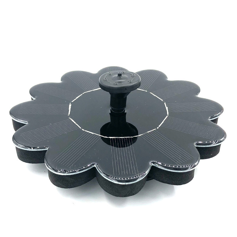 "Eleganter solarbetriebener Gartenbrunnen mit Blumen-Design, umweltfreundliche sprudelnde Wasserfontäne für Außenbereiche."