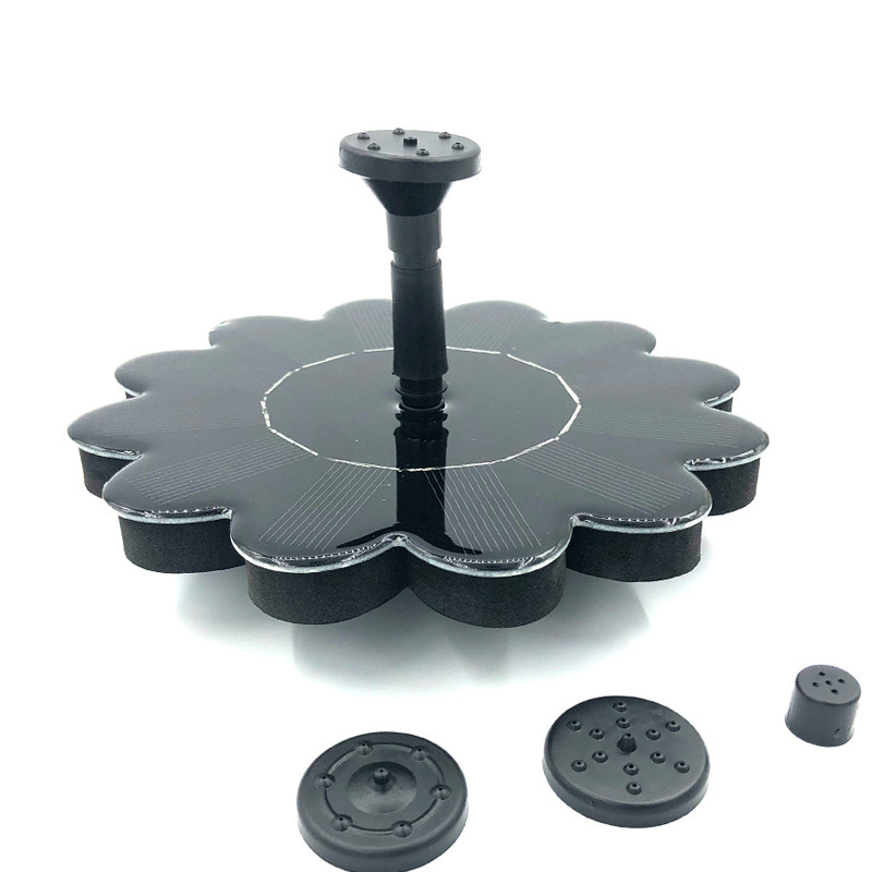 "Eleganter solarbetriebener Gartenbrunnen mit Blumen-Design, umweltfreundliche sprudelnde Wasserfontäne für Außenbereiche."