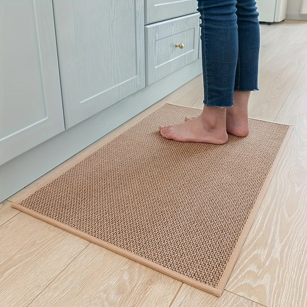 "Ergonomische Küchenmatte in Beige, gepolstert, rutschfest und pflegeleicht, für stilvollen Komfort beim Kochen."