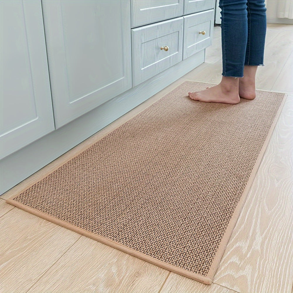 "Ergonomische Küchenmatte in Beige, gepolstert, rutschfest und pflegeleicht, für stilvollen Komfort beim Kochen."