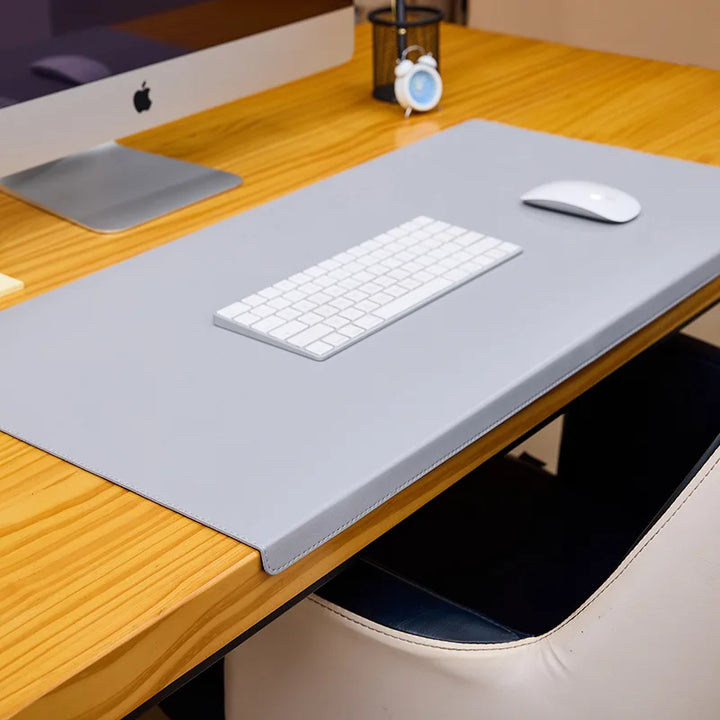 "Ergonomische PU-Leder-Schreibtischmatte, anti-rutsch, elegant, in Mehrfarben erhältlich, für Büro und Gaming."