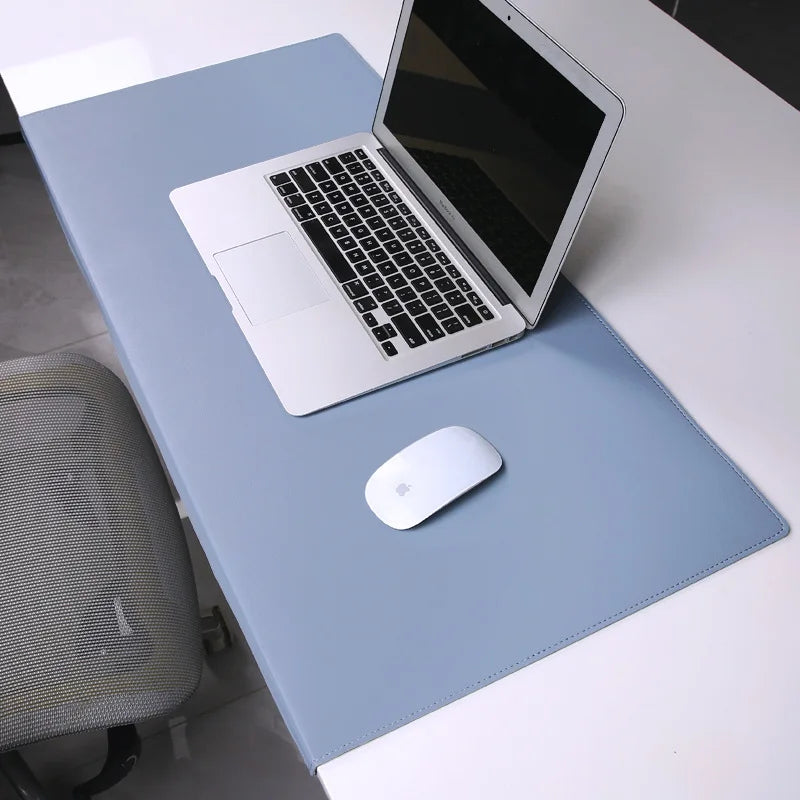 "Ergonomische PU-Leder-Schreibtischmatte, anti-rutsch, elegant, in Mehrfarben erhältlich, für Büro und Gaming."