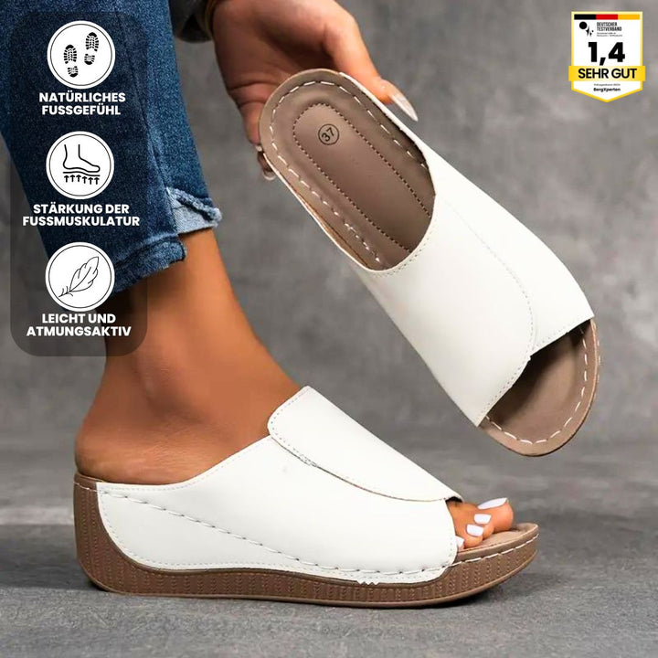 Ergonomische, rutschfeste Sandalen in beige, die Komfort und Stil vereinen, ideal für jede Fußform und jeden Anlass.